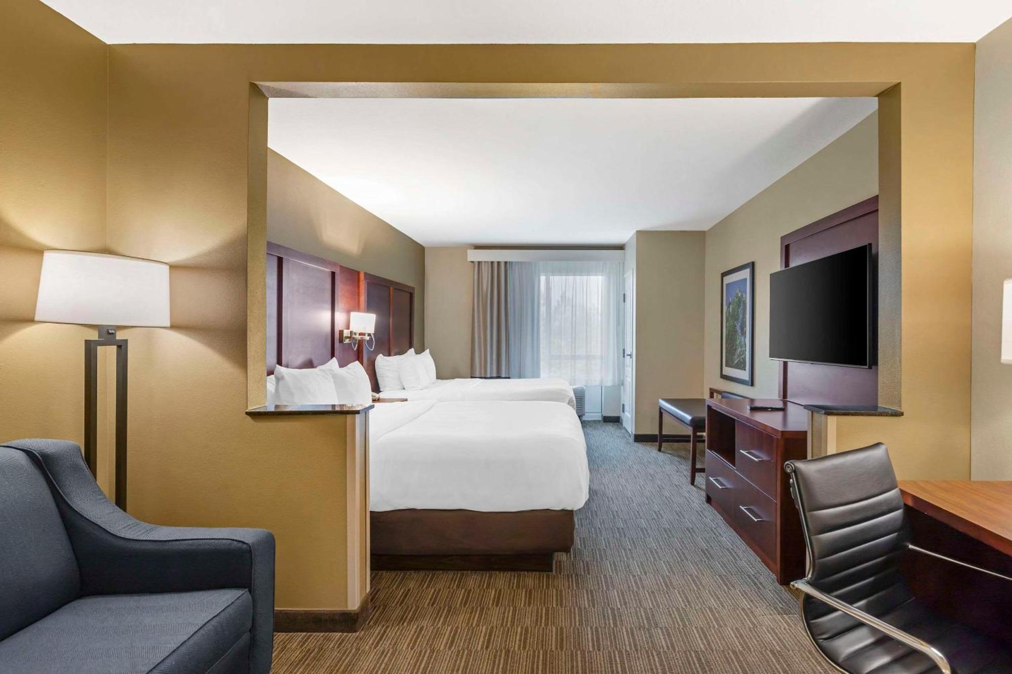 Comfort Inn & Suites تيفتون المظهر الخارجي الصورة