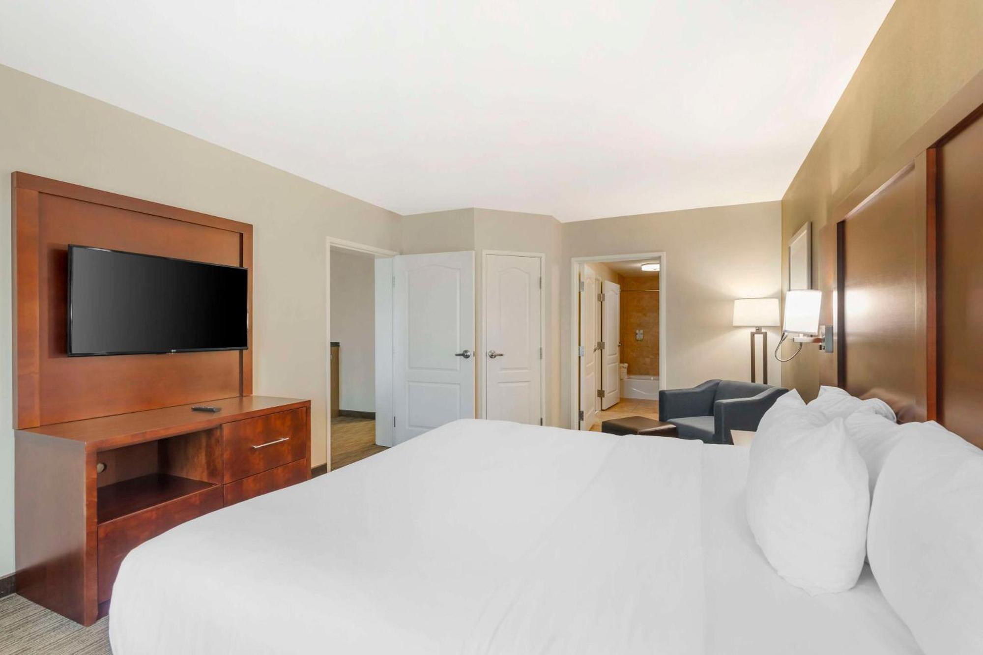Comfort Inn & Suites تيفتون المظهر الخارجي الصورة